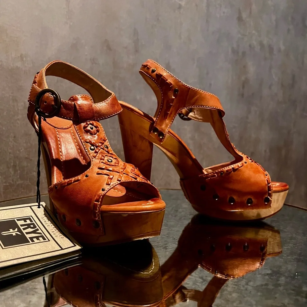 Frye Brown Leather Platform Sandals - Picture 3 of 4